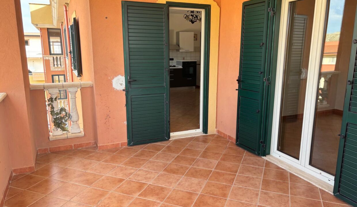 WhatsApp Image 2024-10-04 at 09.50.46 (16)