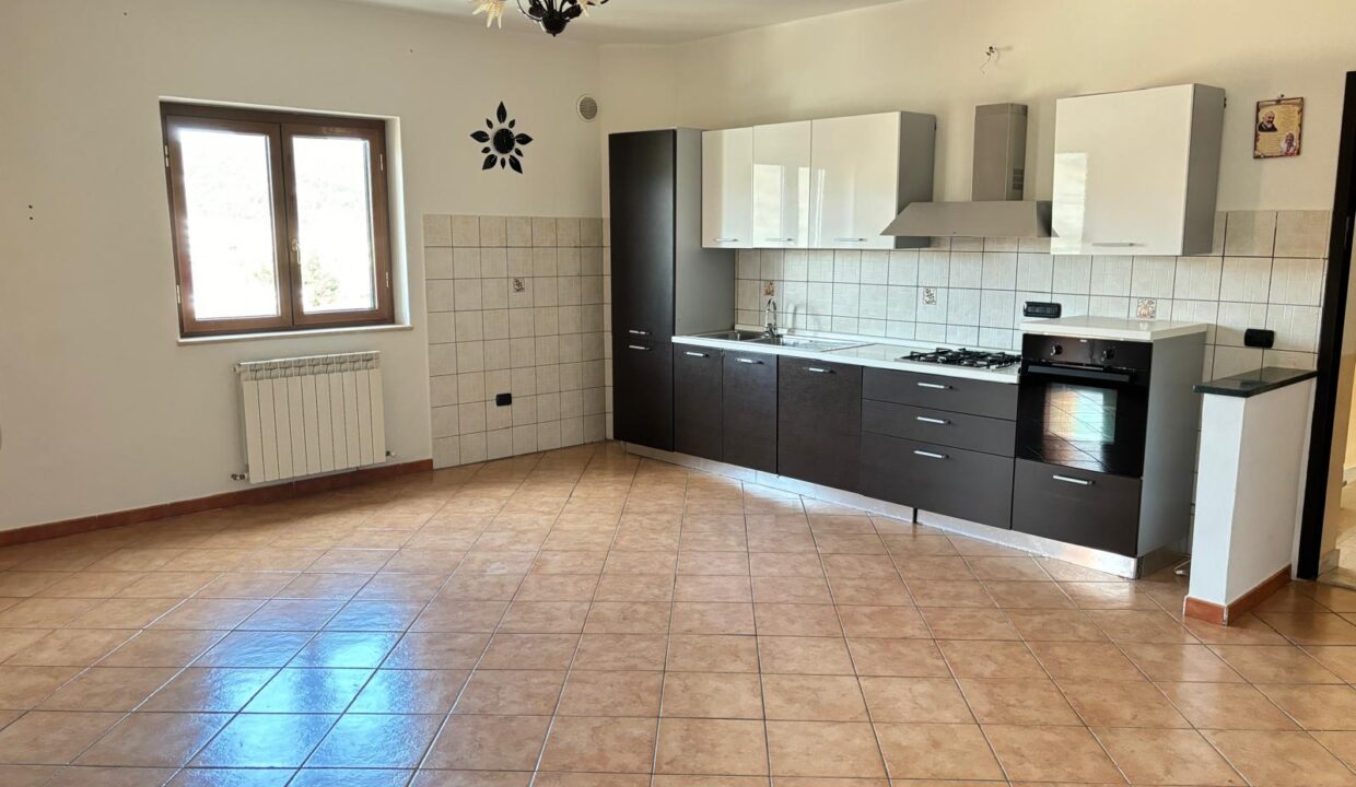 WhatsApp Image 2024-10-04 at 09.50.46 (2)