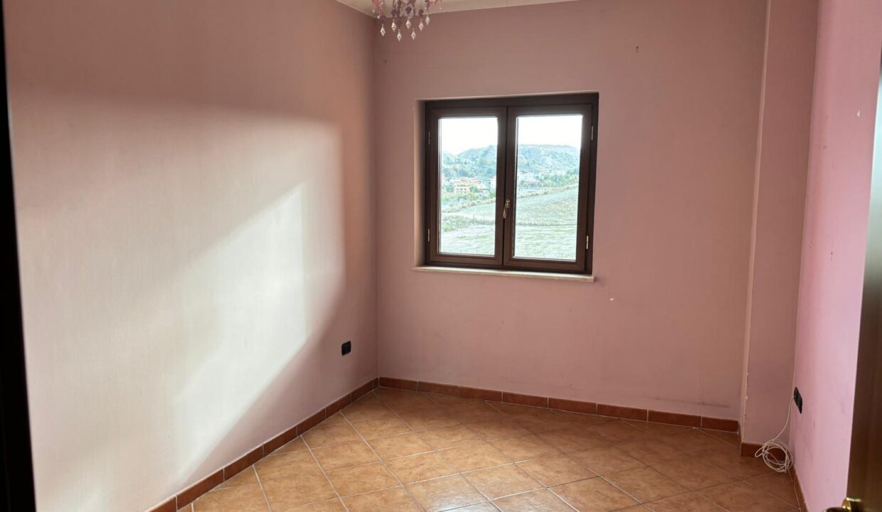 WhatsApp Image 2024-10-04 at 09.50.46 (4)