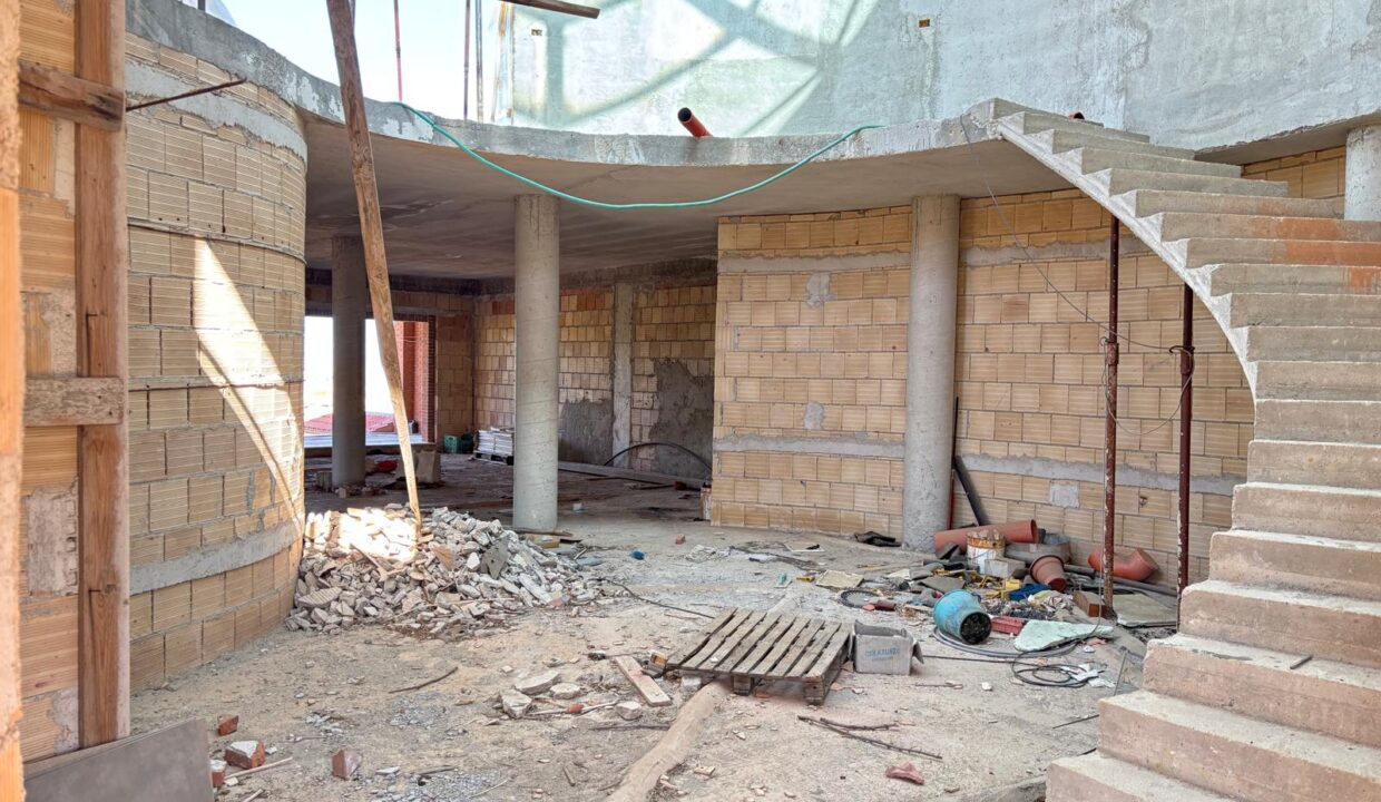 WhatsApp Image 2025-08-04 at 11.12.23 (1)