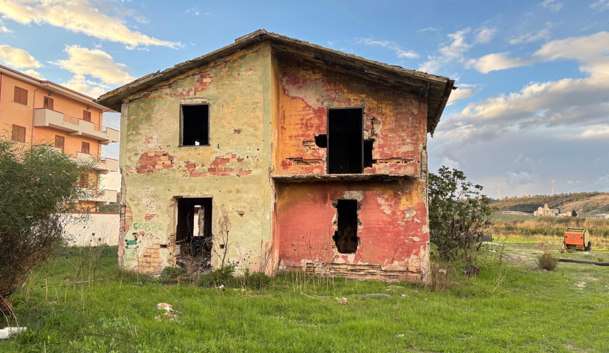 WhatsApp Image 2025-11-28 at 12.15.40