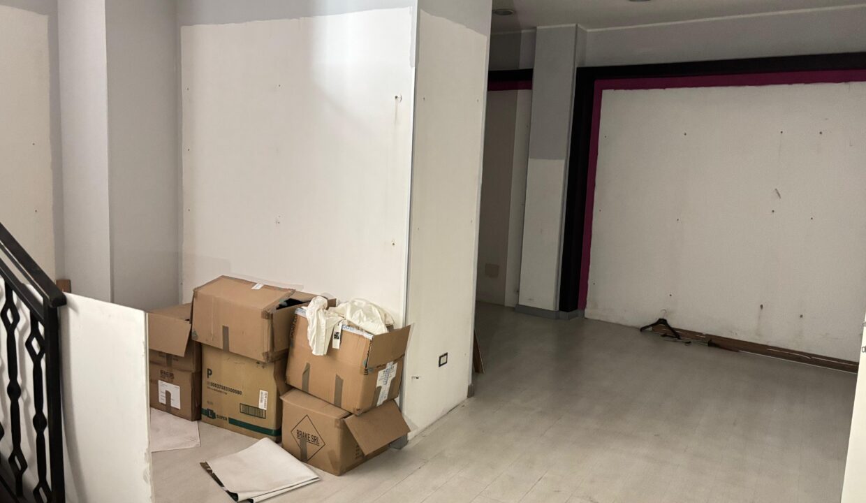 WhatsApp Image 2025-11-18 at 09.50.42 (16)